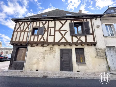 vente immeuble 122 m² à sancoins (18600)  97 000 €