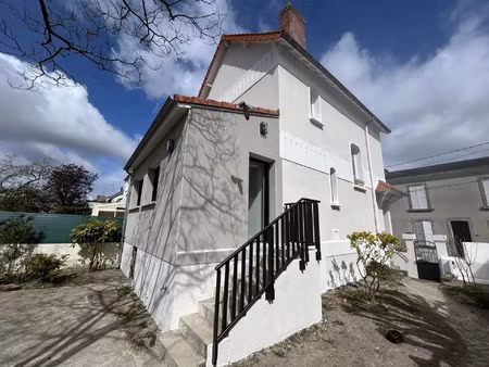 location maison à angers (49000) : à louer / 97m² angers