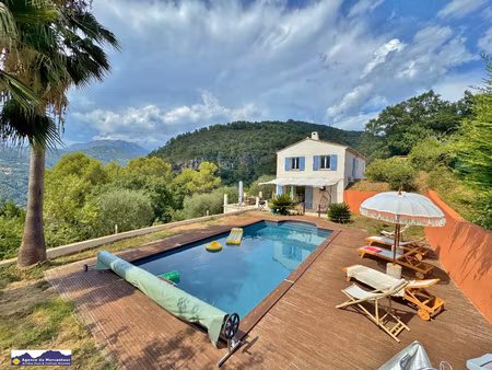 la roquette sur var  villa 6 pièces piscine garage et terrai