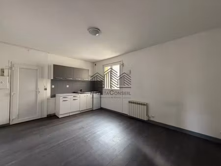 location appartement 2 pièces 33 m² à elbeuf (76500)  470 €