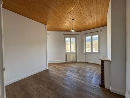 location appartement 2 pièces 54 m² à saint-vallier (26240)  465 €