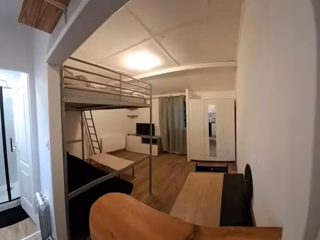 location appartement 1 pièce à la teste-de-buch (33260)  495 €