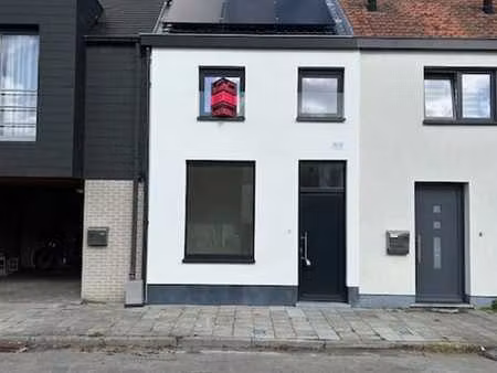 gerenoveerde woning op goeie locatie  a energielabel met ...