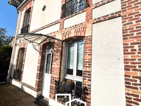 maison de caractere debut xxème siecle - 160 m2 - 9 pieces