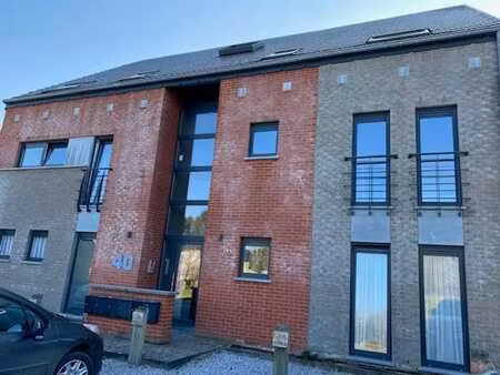 beau duplex avec grande mezzanine à louer
