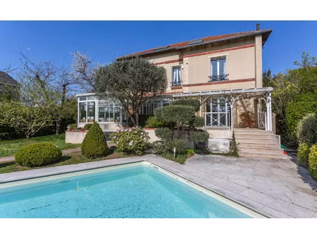 maison crosne 286 m² t-7 à vendre  799 000 €