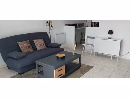 location appartement 1 pièce à cenon (33150)  720 €