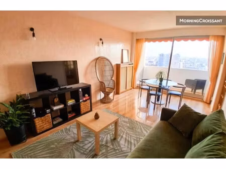 location meublée appartement 3 pièces 81 m² à colombes (92700)  1 935 €
