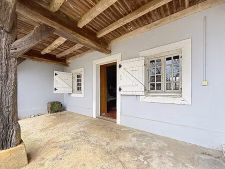 maison faramans 67 m2  terrain et parking  à 8 minutes de meximieux 