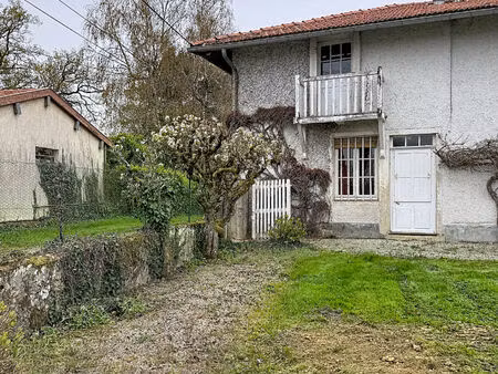 maison faramans 67 m2  terrain et parking  à 8 minutes de meximieux 