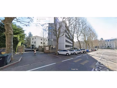 location parking 9 m² à saint-etienne (42000)  70 €