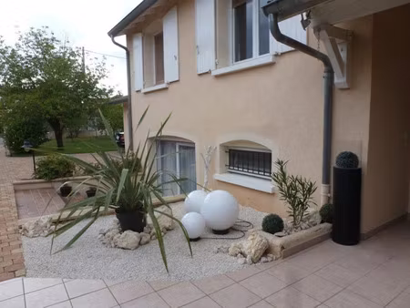 location maison 8 pièces 151.68 m² à bourg-de-péage (26300)  1 155 €