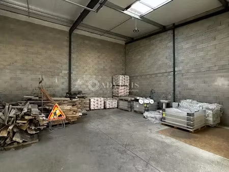 location locaux professionnels 100 m² à beziers (34500)  1 000 €