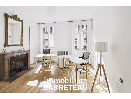 location locaux professionnels 101.97 m² à lyon 2ème (69002)  2 320 €