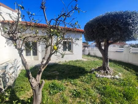 perpignan lotissement catalunya maison 3 faces avec piscine et garage