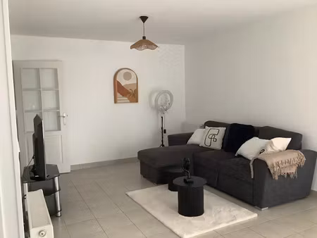 location meublée appartement 3 pièces 78.87 m² à loos (59120)  1 100 €