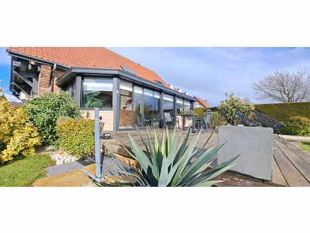 coup de coeur : élégance et sérénité à hinges vue dégagée &