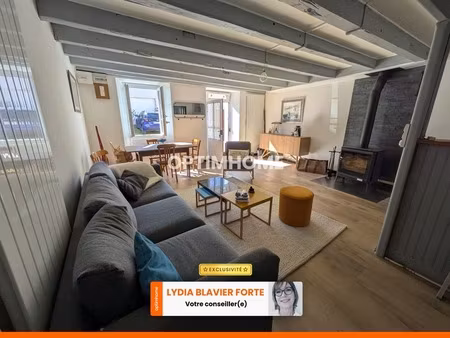 charmante maison de village rénovée – 4 chambres – jardin – grange