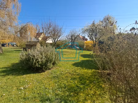 terrain constructible 600 m2 proche thoiry (78)
