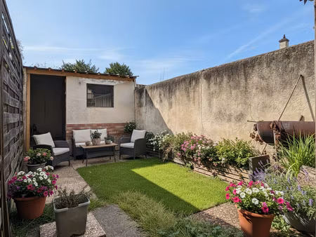 a vendre maison de ville 3 pièces à vendre à trilport - jardin-garage.