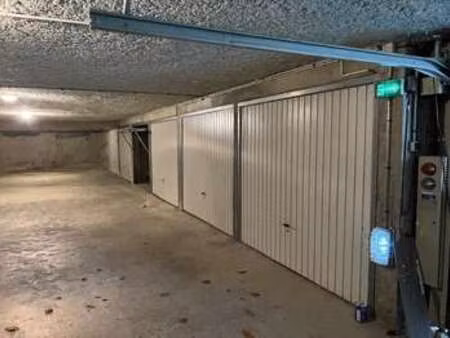 vente garage et parking à pornichet bonne source-saint sébastien (44380) : à vendre / porn