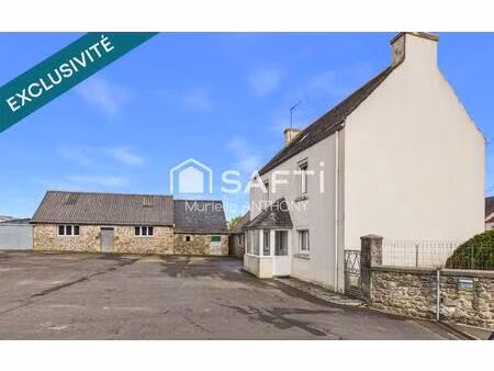 rare. maison a fort potentiel au coeur du bourg.