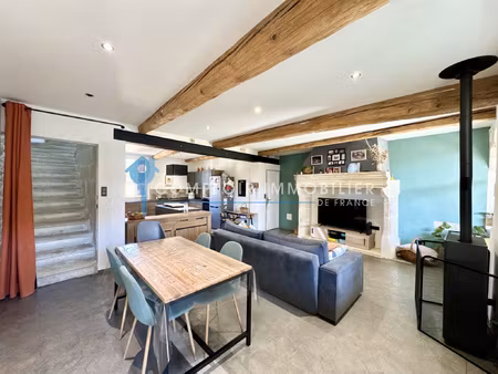 en exclusivité maison de village d'environ 120m2 hab entièr