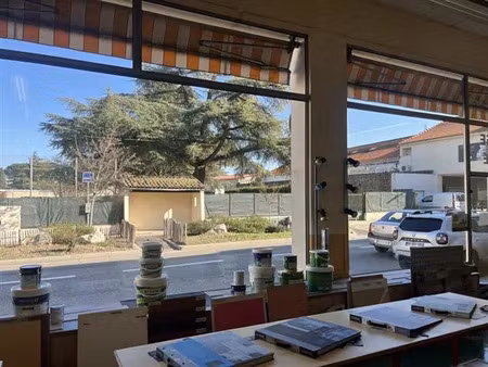vente commerce bagnols-sur-cèze 280 m²