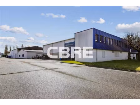 vente local d'activités meyzieu 4 120 m²