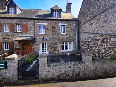 vente maison 4 pièces 104 m² à clairefougère (61800)  72 000 €