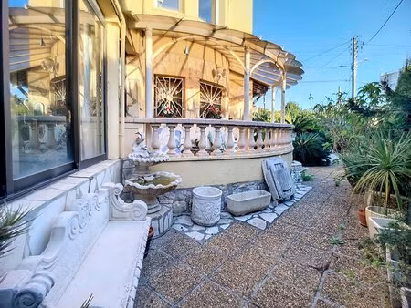 rez de jardin dans villa avec 3 chambres ! antibes