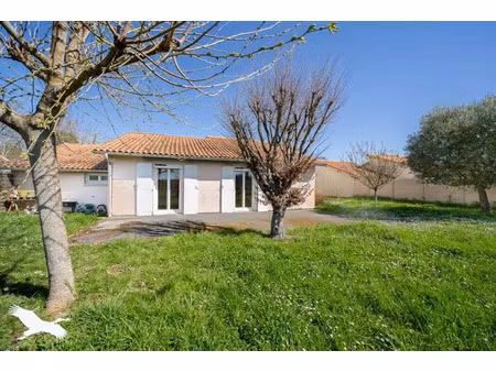 vente maison 5 pièces 120 m² à blaye (33390)  202 920 €
