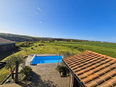 vente maison 7 pièces  255.00m²  la chapelle