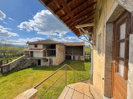 ancienne ferme à rénover avec vue dégagée