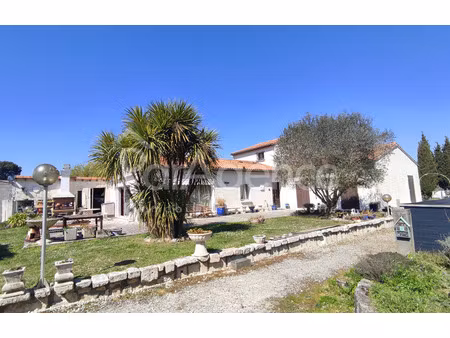 maison familiale beaux volumes saint-augustin