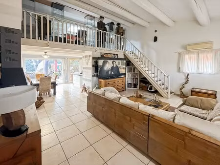 maison beaucaire avec studio et jardin