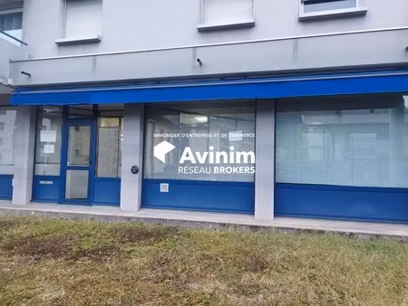 location commerce cluses 74300 141m²
