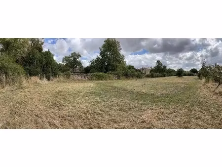 vente terrain à celles-sur-belle (79370) : à vendre / celles-sur-belle