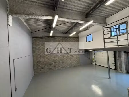 location entrepôt gennevilliers 92390 123m²