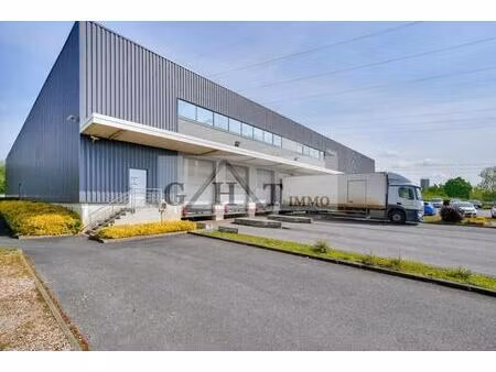 location entrepôt 3 848 m²