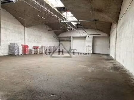location entrepôt sucy en brie 94370 650m²