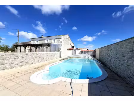 vente maison 6 pièces 170 m² à corme-ecluse (17600)  299 000 €