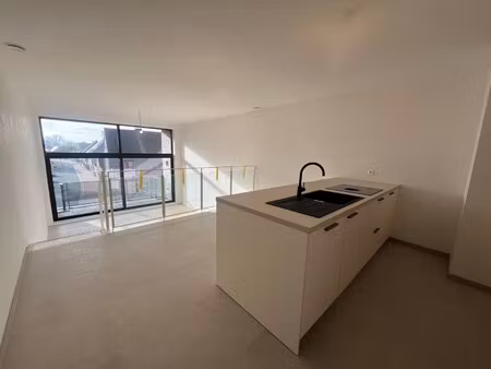 appartement te koop in zeveneken met 2 slaapkamers