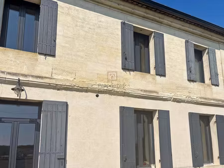 vente maison 9 pièces 300 m² vayres (33870)