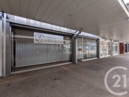 local commercial à vendre