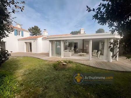 vente maison à saint-jean-de-monts (85160) : à vendre / 172m² saint-jean-de-monts