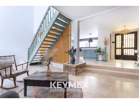 vente maison 6 pièces 200 m² à veyre-monton (63960)  415 000 €