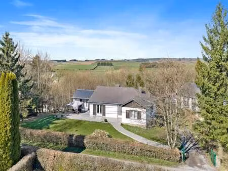 option - magnifique villa au centre de neufchâteau