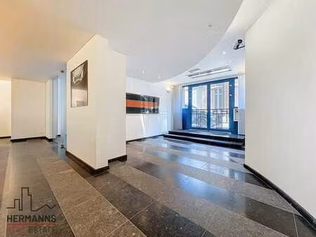 avenue louise // cabinet dentaire et paramédical