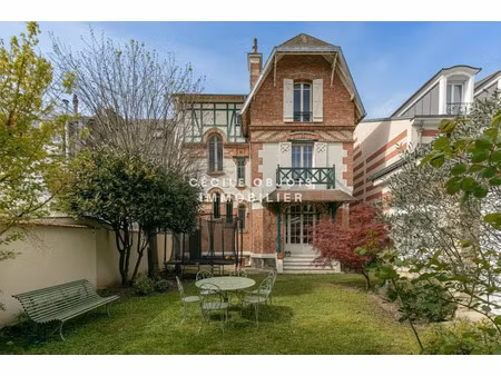 vente maison 8 pièces 214.55 m² à joinville-le-pont (94340)  1 456 000 €